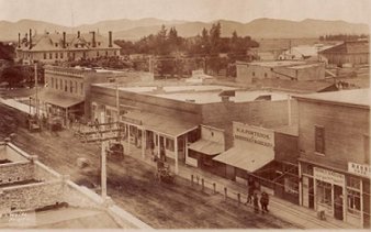 Hemet's Harvard Street 1907